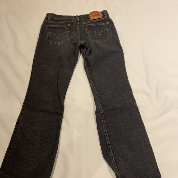 Junior girls Levi's Grey Jeans. Size: 5 - Picture 5 of 9